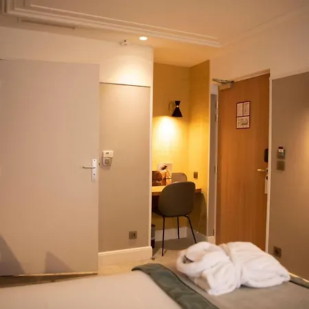 Hotel Mercure Opera Garnier & 4*